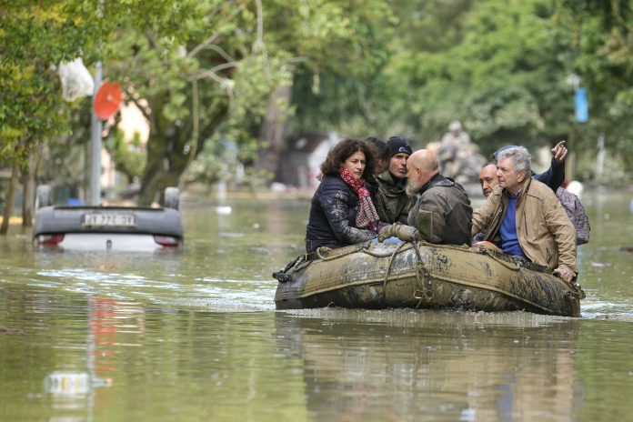 italy-floods-11