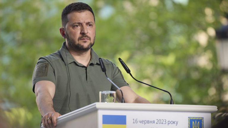Video e kërcimtarit argjentinas “shitet” si e presidentit ukrainas