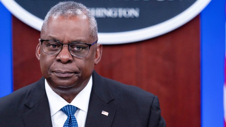 Sekretari amerikan i mbrojtjes nuk u vra nga raketat ruse në Kiev