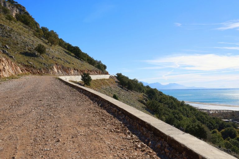 Rruga Shëngjin-Velipojë, premtimi i shkelur për 5 vite rresht Rruga Shëngjin-Velipojë, premtimi i shkelur për 5 vite rresht