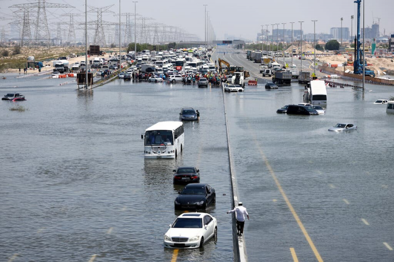 Përmbytjet në Dubai nuk u shkaktuan nga shiu artificial dhe teknologjia HAARP