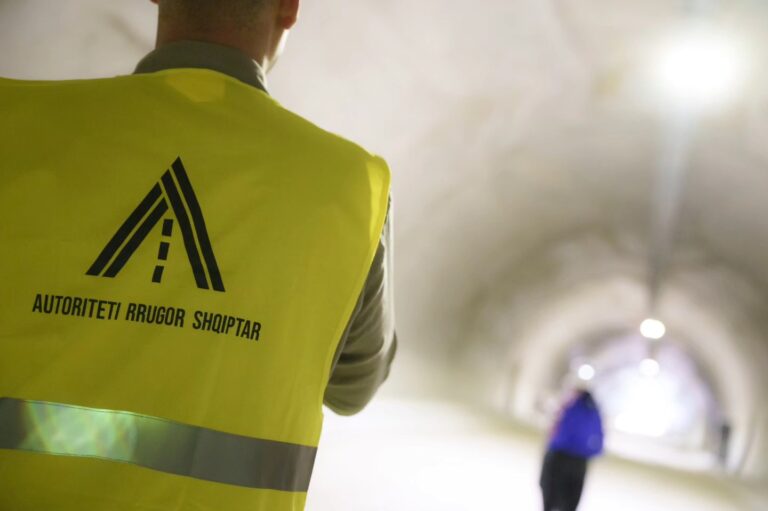 Shkelen afatet për tunelin e Llogarasë