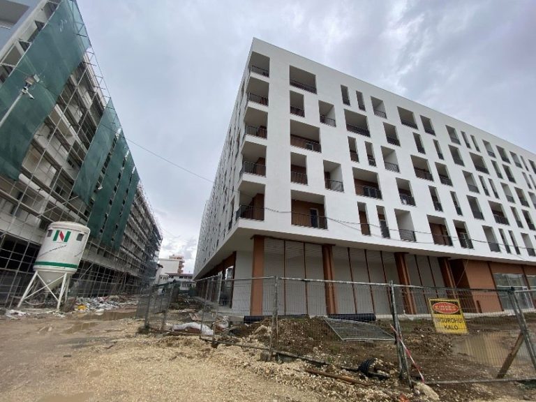 Asnjë banor i Kombinatit në banesë të re, siç premtoi Veliaj në 8 prill