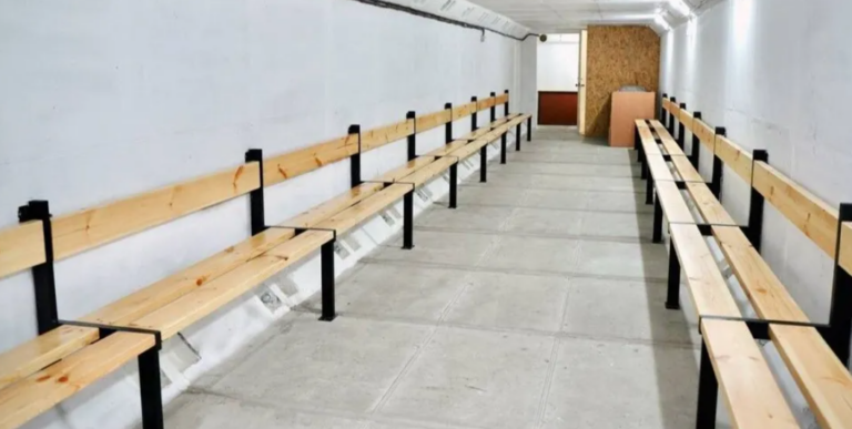 Riga aksion për pastrimin e bodrumeve, por asnjë alarm për sulm