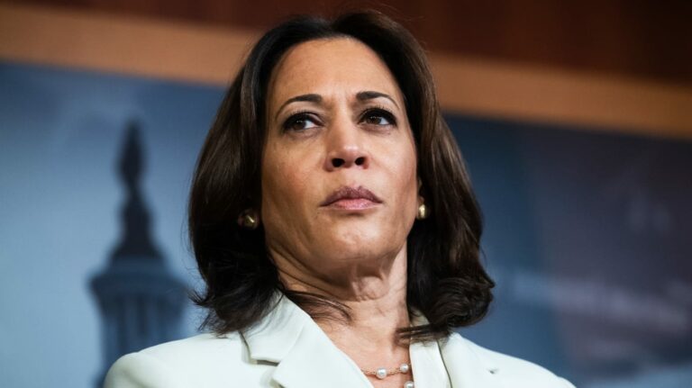 Kamala Harris vendoset sërish nën sulm për gjininë e saj