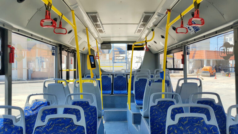 Kjo “video e nxehtë” nuk u filmua në autobusin e Unazës në Tiranë