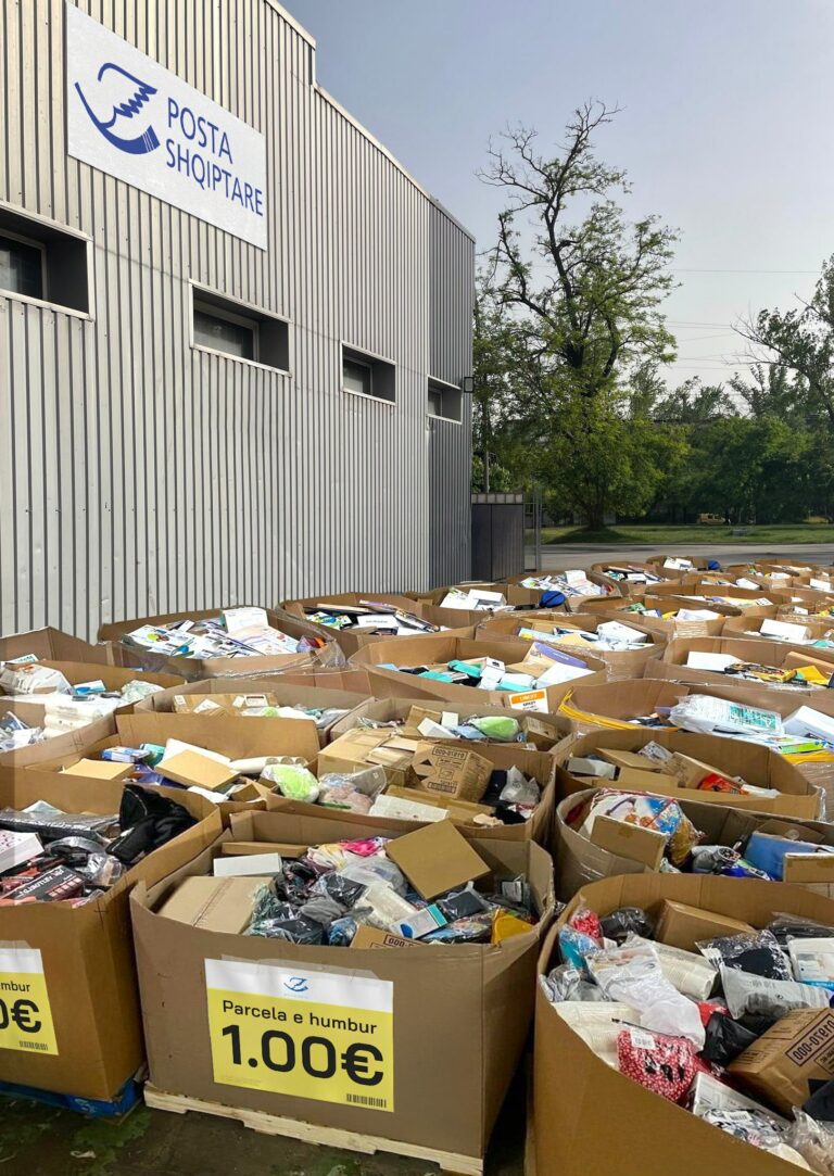 Kujdes nga mashtrimi me pakot e humbura të Postës Shqiptare