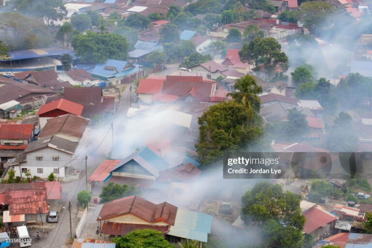 Spërkatja e mushkonjave me helikopter në Salvador ngjall dyshime në rrjet