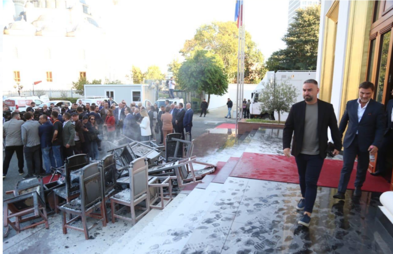 Aksioni i PD “një mesazh brenda familjes” apo “kërcënim i kapitalit social”?