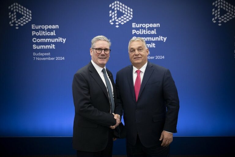 Vonesa dhe jo ndonjë refuzim i prishi mikpritjen nga Orban të kryeministrit britanik Vonesa dhe jo ndonjë refuzim i prishi mikpritjen nga Orban të kryeministrit britanik