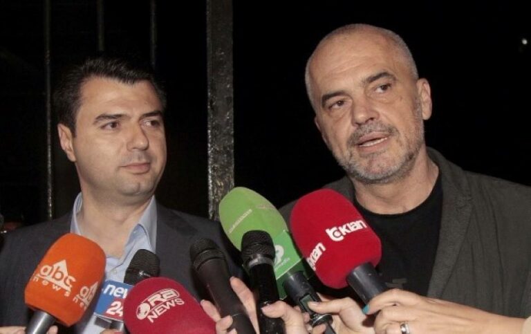 Inteligjenca Artificiale pas puthjes romantike mes Ramës dhe Bashës