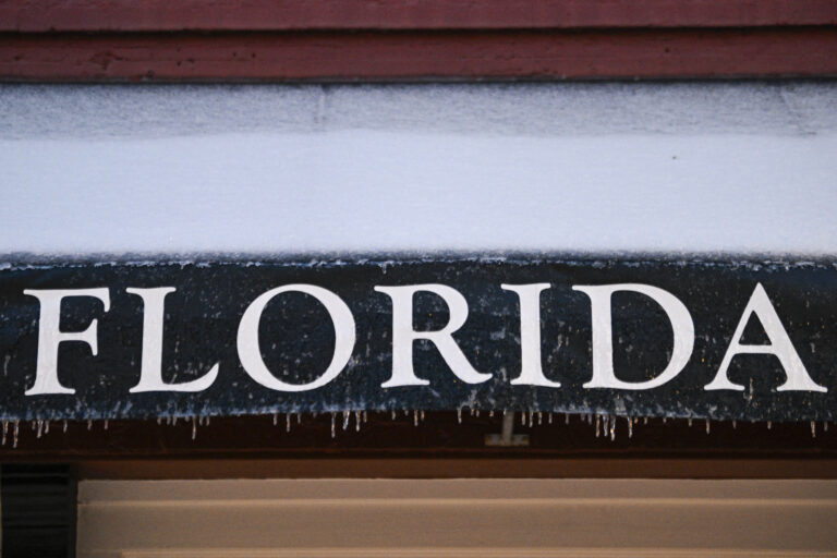 Dëbora në Florida nuk rrëzon rritjen e temperaturave globale