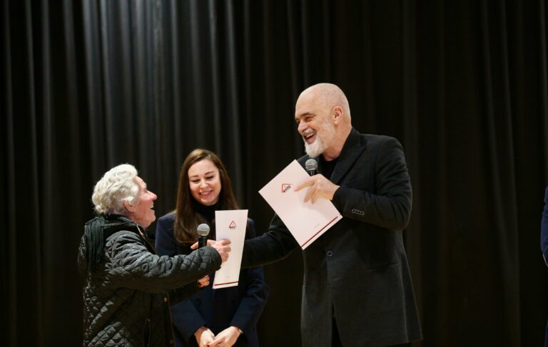 Odisea e regjistrimit të pronave në Himarë