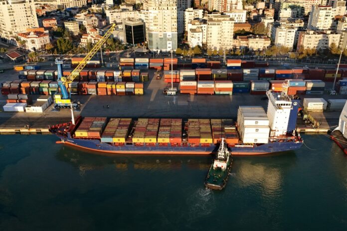 ALBANIA-TRANSPORT-ENVIRONEMNT-WASTE