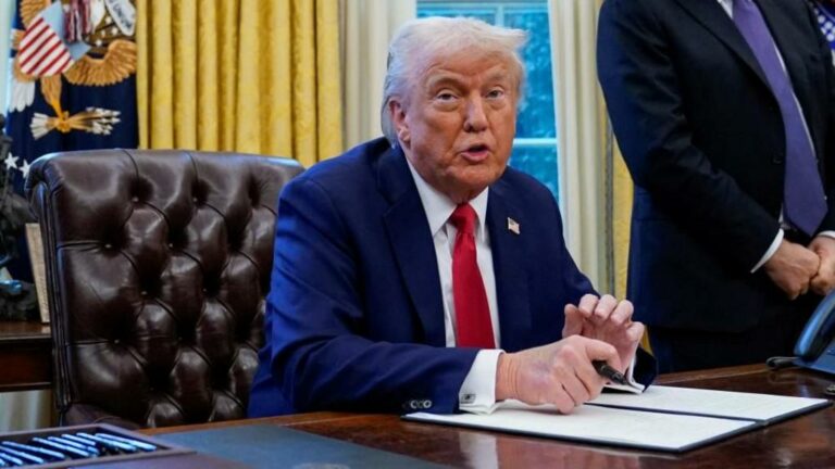 E manipuluar video ku Trump rrëzon non-gratën e Berishës