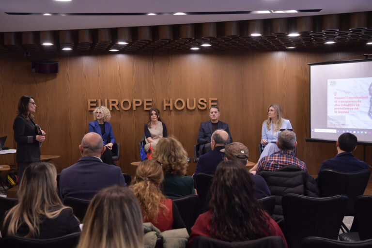 Bashkitë në Shqipëri kanë rritur transparencën,  puna çalon në mbajtjen e premtimeve