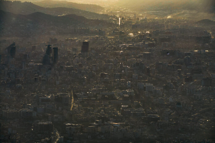 Ndotja e Ajrit ne TR