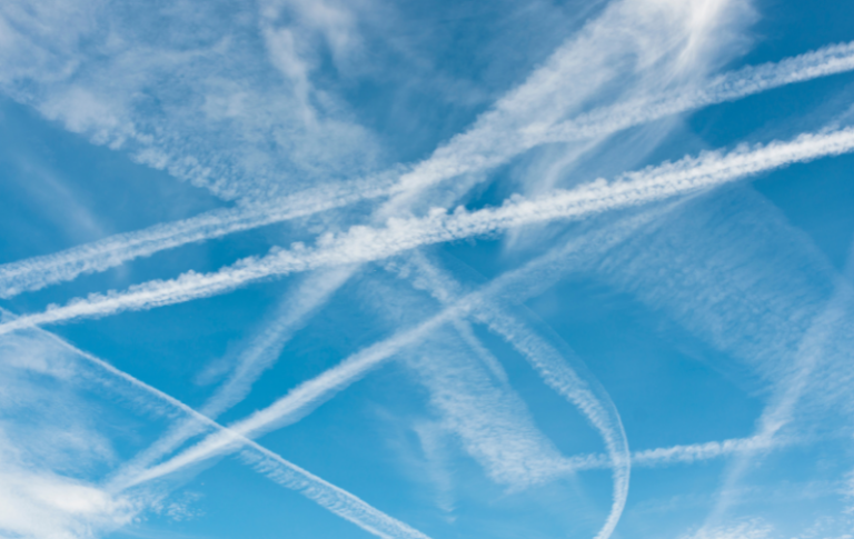 Trump nuk ka krijuar ende një task force për vazhdat e avionëve