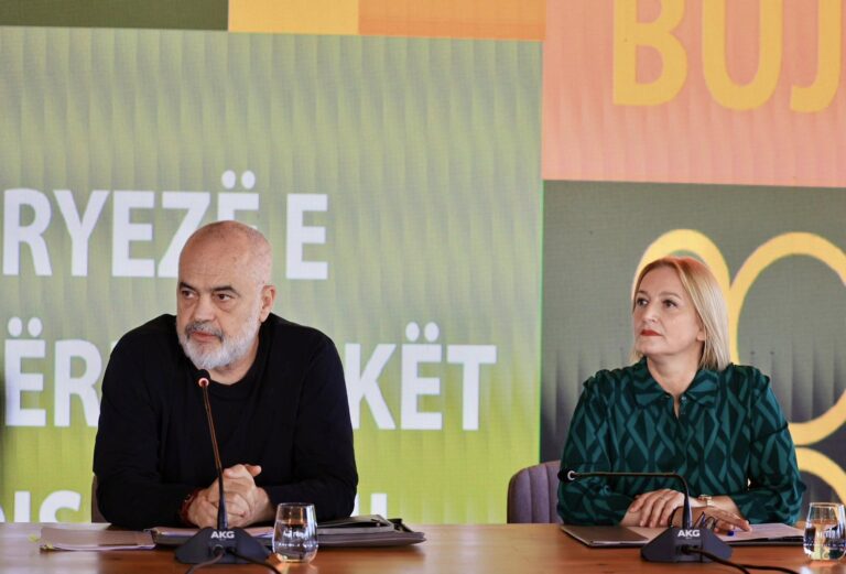 Nuk ka pezullim të punës së AKU-së