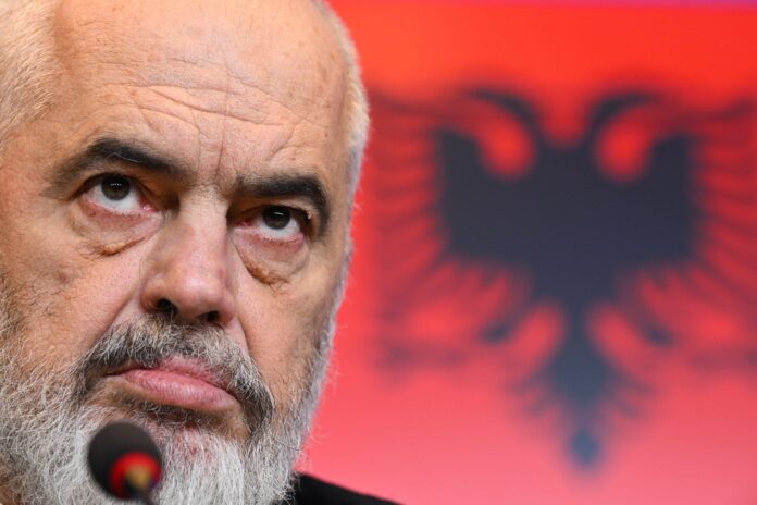 foto e marre nga Komisioni Europian