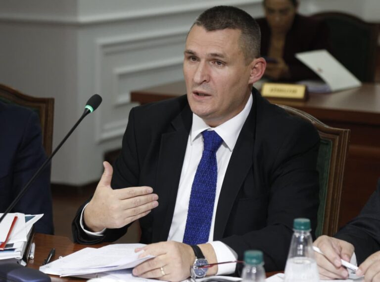 SPAK pa “portofol digjital”, Dumani flet për trysni, nuk rikandidon për një tjetër mandat