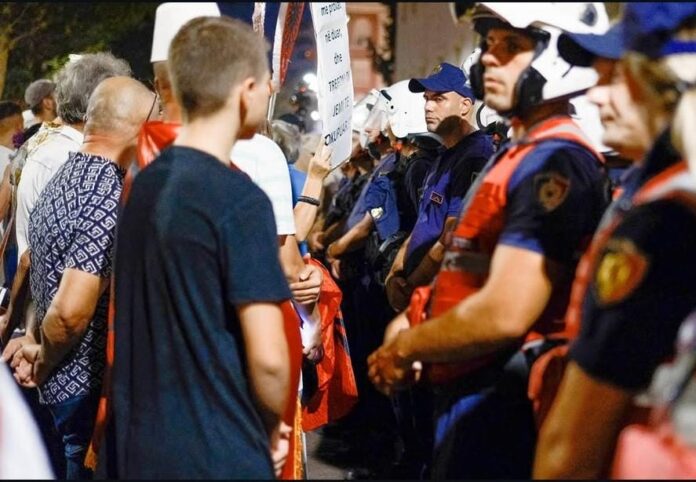 protesta nje shtator