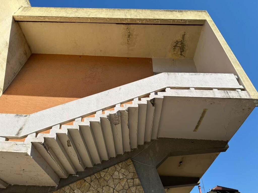 Pallati i sportit Ramazan Njala
