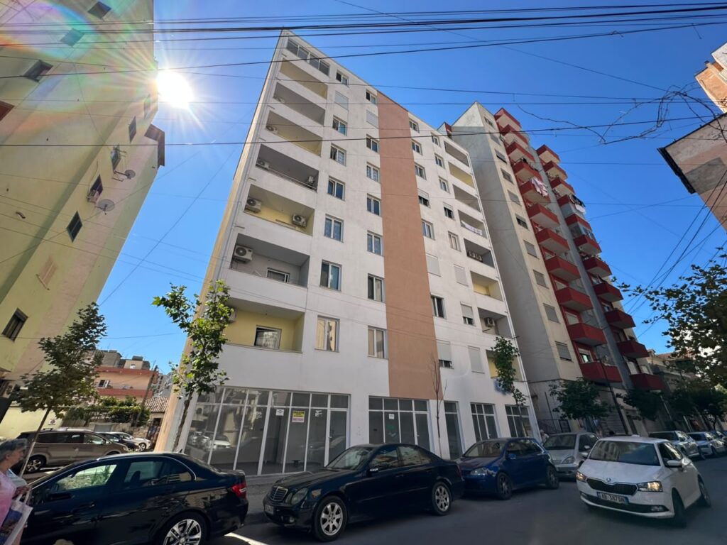 Pallati i rindërtuar