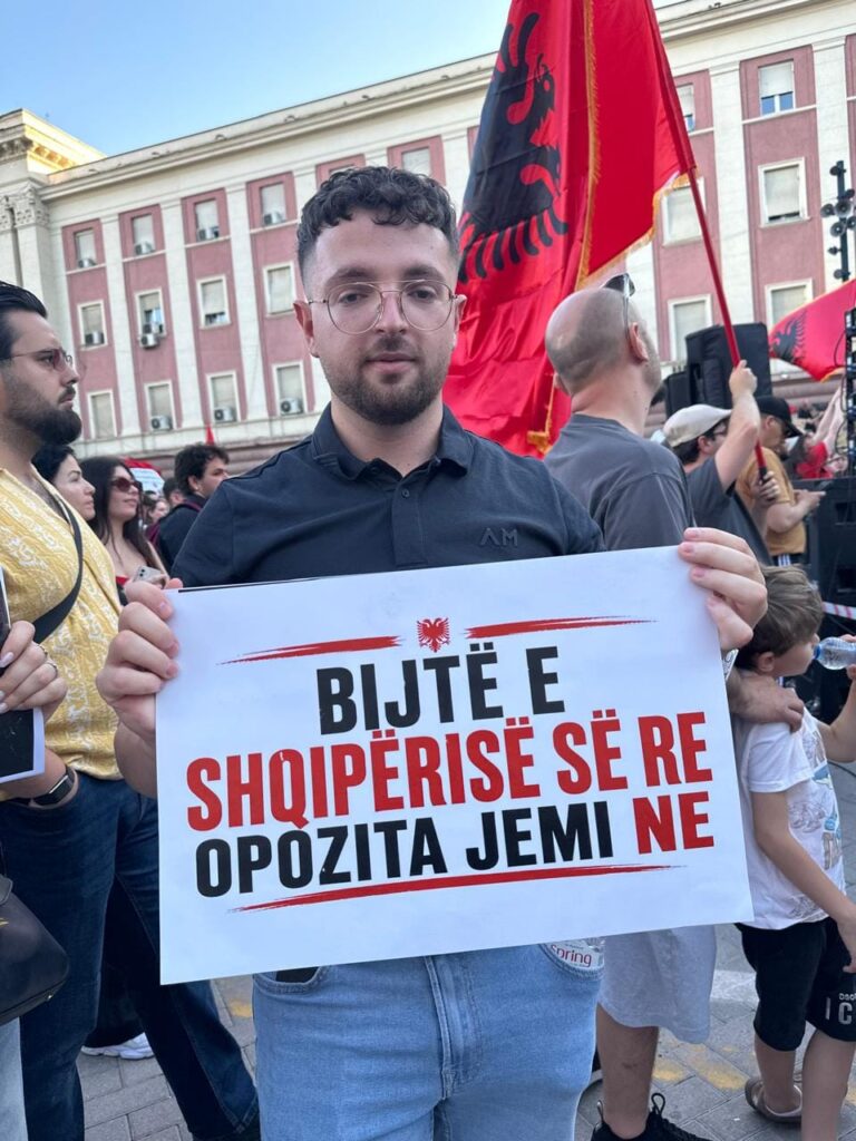 Uestli Guci